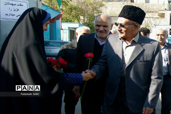 آئین کلنگ زنی ساخت مدرسه ۱۲ کلاسه در روستای علی آباد قاجار چهاردانگه