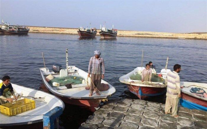صید با 2600 قایق بی هویت در خوزستان