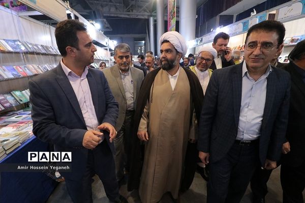 افتتاحیه نمایشگاه بزرگ کتاب  کیش