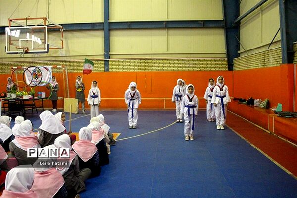 افتتاح المپیاد درون مدرسه ای دبستان منیر باسمنج