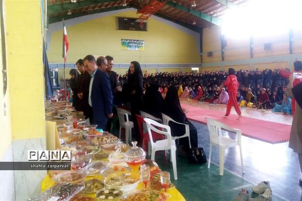 برگزاری المپیاد ورزشی درون مدرسه ای در نی ریز