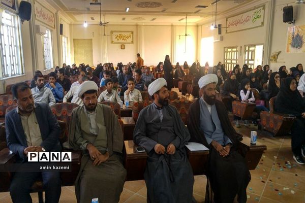 تجلیل از حافظان جز سی قرآن کریم شهرستان داراب