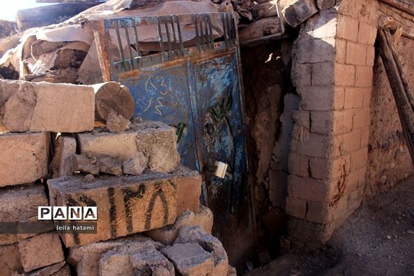 روستای ورنکش میانه 3 روز پس از زلزله