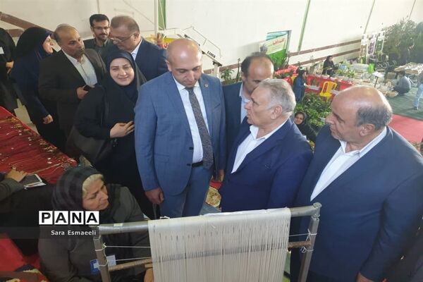 چهارمین نمایشگاه گل و گیاه زینتی محمودآباد