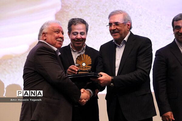 نخستین جشنواره نام آوران ماندگار جزیره کیش