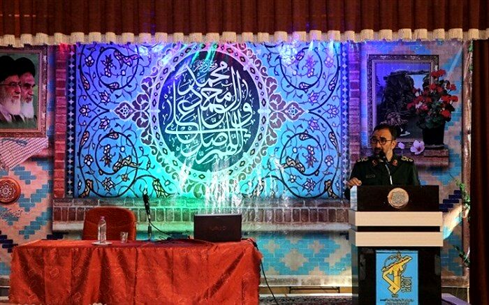 فرمانده سپاه امام رضا (ع): پاسدار معلمان باید نماد یک معلم انقلابی باشند