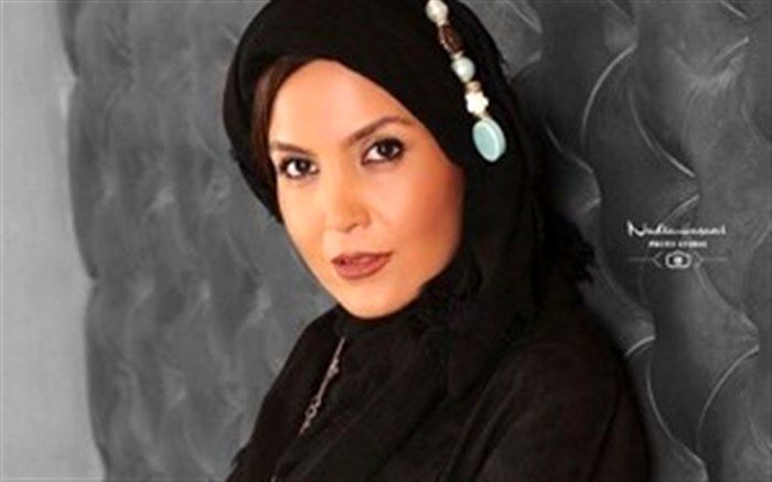 سامیه لک و دیبا زاهدی با نقشهای سارا و سحر در «آقازاده»