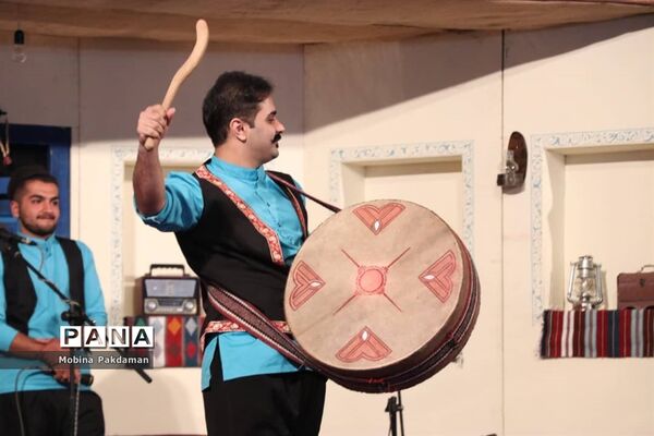 تجلیل از استاد خوشرو به مناسبت هفته مازندران