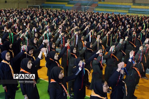 مانور تشکیلاتی 1200 نفره گام دوم انقلاب سازمان دانش‌آموزی  شهرستان‌های تهران در پاکدشت