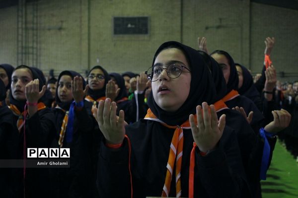 مانور تشکیلاتی 1200 نفره گام دوم انقلاب سازمان دانش‌آموزی  شهرستان‌های تهران در پاکدشت