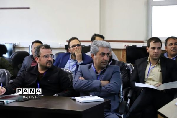 دوره آموزشی مهارتی طرح توانمند‌سازی مدرسان اردوهای دانش‌آموزی سراسر کشور