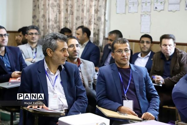 دوره آموزشی مهارتی طرح توانمند‌سازی مدرسان اردوهای دانش‌آموزی سراسر کشور