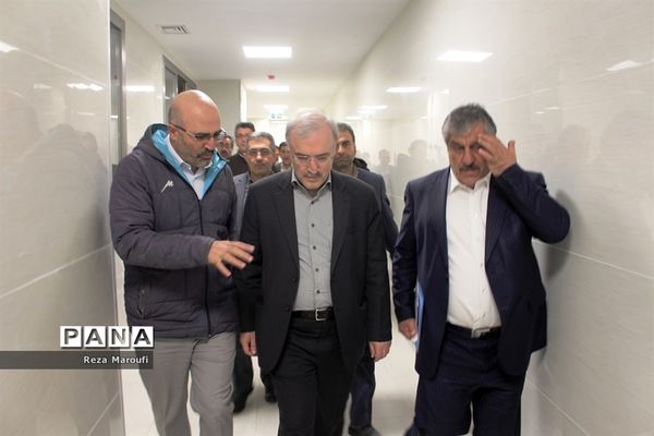 بازدید وزیر بهداشت و درمان از بیمارستان  فوق تخصصی  زنان ارومیه