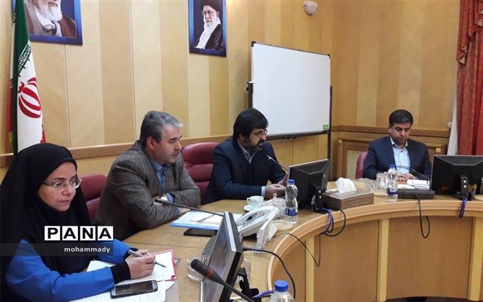 فرمانداران مسئول برگزاری منظم انتخابات در شهرستان ها هستند