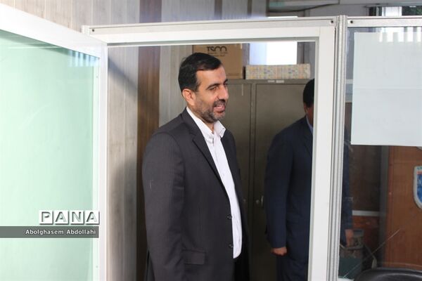 بازدید مدیرکل آموزش و پرورش استان بوشهر از سازمان دانش‌آموزی استان