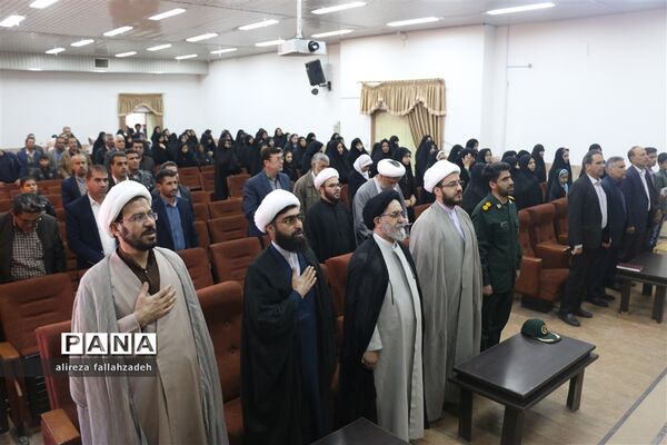 برگزاری اجلاس سراسری نمازدرشهرستان ابرکوه
