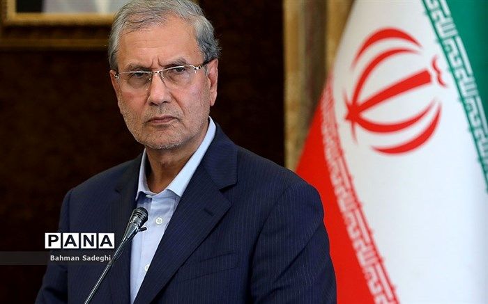 ربیعی: رئیس‌جمهوری تحت هیچ شرایطی اجازه خرج منابع حاصل از اصلاح قیمت بنزین را برای جبران کسری بودجه نمی‌دهند