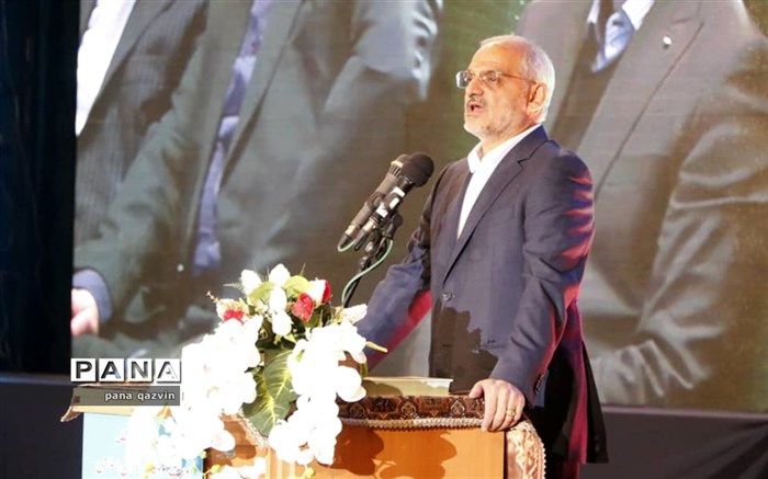 وزیر آموزش و پرورش: استانداردهای دوره پیش دبستانی خط قرمز ماست