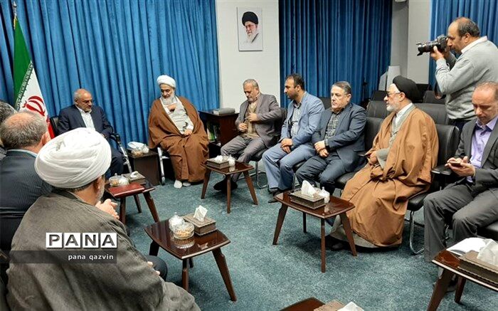 دیدار وزیر آموزش و پرورش با امام جمعه قزوین