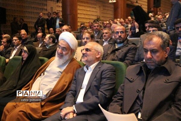 حضور وزیر آموزش و پرورش در  همایش ملی هویت کودکان ایران اسلامی