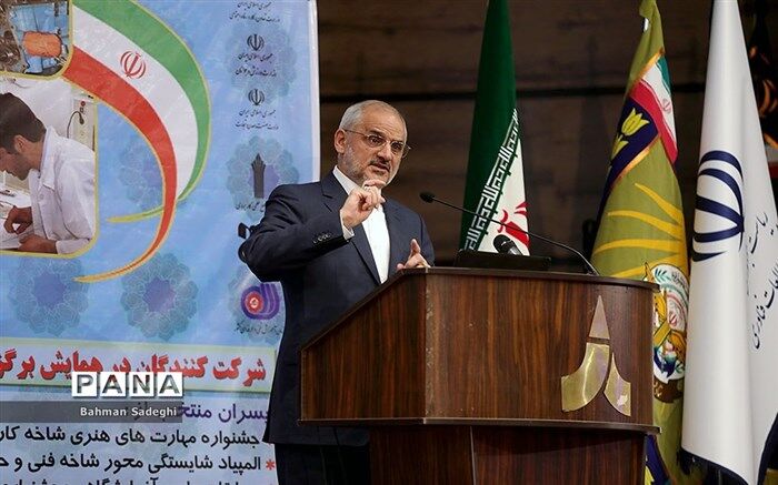 وزیر آموزش‌وپرورش: می‌توانیم اقتصاد را به سمت اشتغال بعد از دیپلم هدایت کنیم