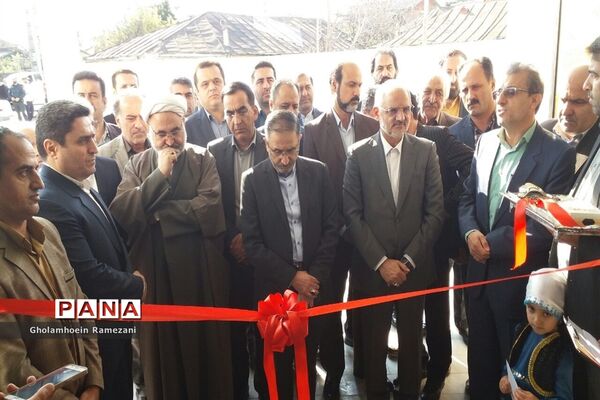 استقبال پیشتازان مازندران از وزیر آموزش‌وپرورش در غرب استان