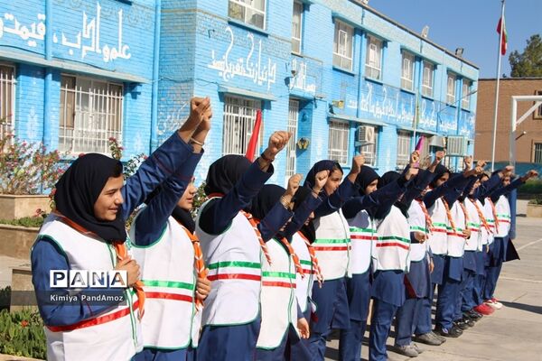 مانور پدافند غیرعامل در آموزشگاه نمونه تقوی شهرستان بیرجند