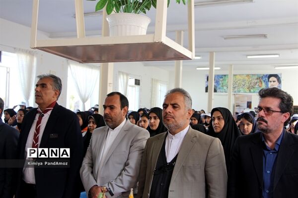 مانور پدافند غیرعامل در آموزشگاه نمونه تقوی شهرستان بیرجند