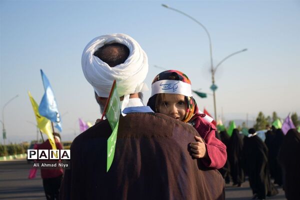 اجتماع  مردمی بیعت با امام عصر (ع)