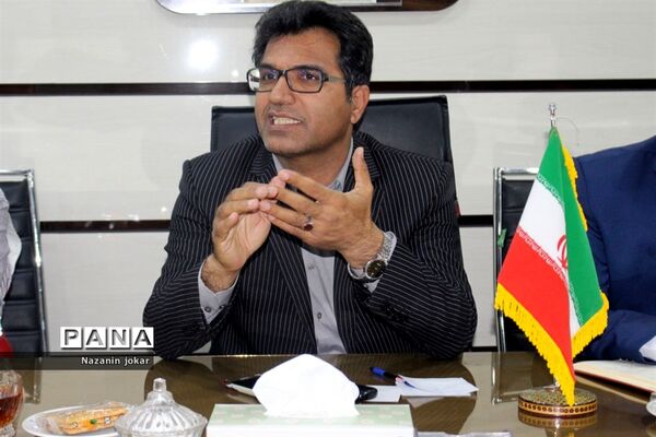 جلسه توجیهی مانور زلزله مدارس در بوشهر
