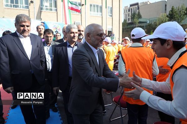 آیین افتتاحیه کشوری ششمین دوره المپیاد ورزشی درون مدرسه‌ای