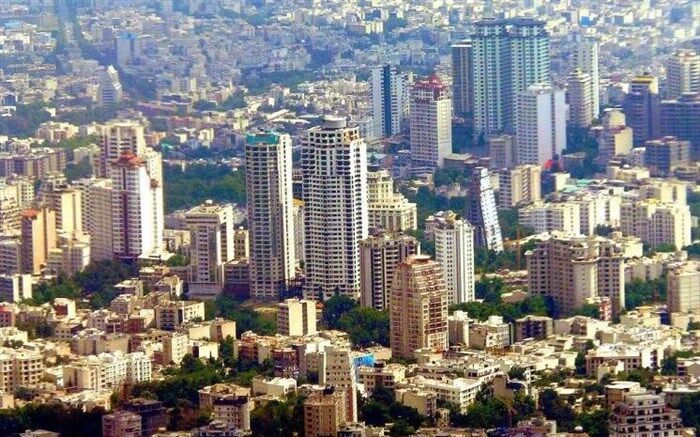 در طرح اقدام ملی هیچ واحد مسکونی نباید به نام  متقاضی یا افراد خانواده‌اش باشد