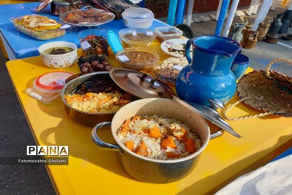 آیین گرامیداشت روز مازندران در دبیرستان معرفت محمودآباد