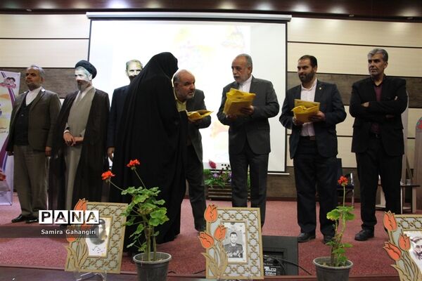 همایش دختران آفتاب درسالن قلم چی بیرجند