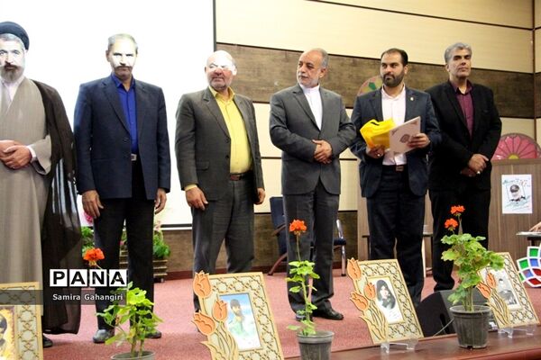 همایش دختران آفتاب درسالن قلم چی بیرجند