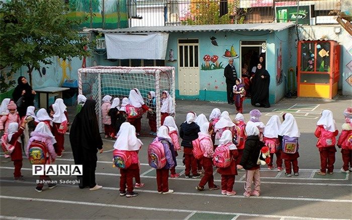 مدارس استان تهران روز سه‌شنبه دایر است