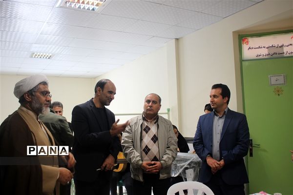 افتتاح کافه کتاب در دبیرستان دخترانه فرزانگان (دوره اول) شهرستان بجنورد