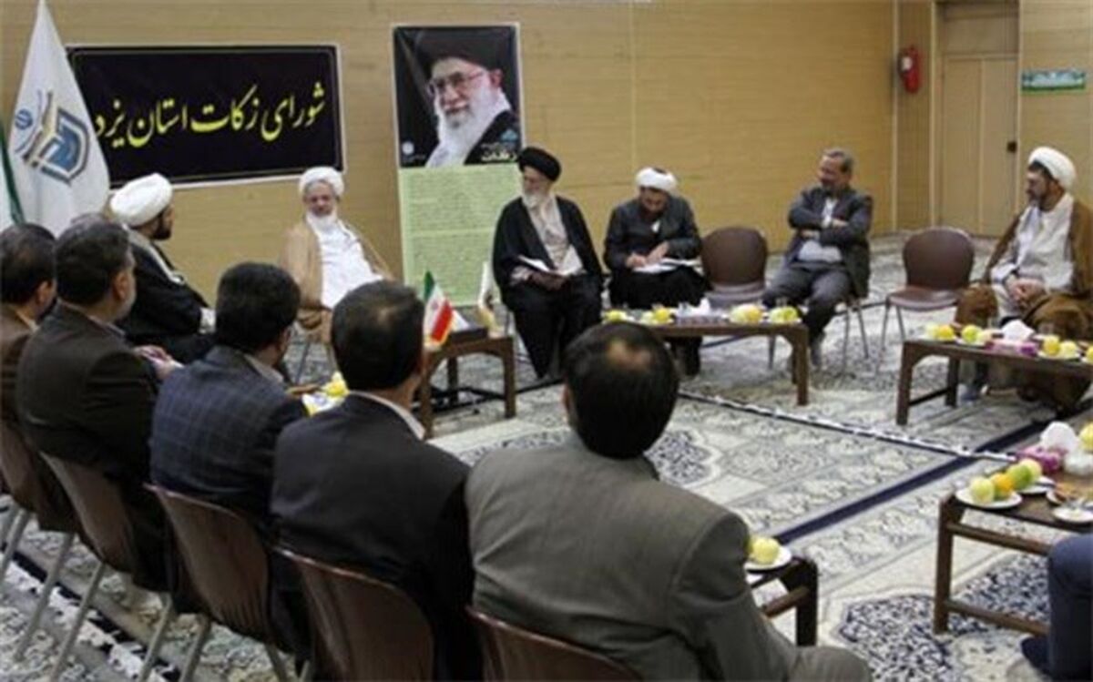 نماینده ولی‌فقیه در استان یزد: اصل مصرف زکات برای خانواده فقرا است