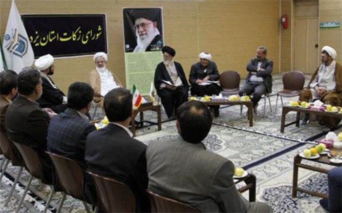 نماینده ولی‌فقیه در استان یزد: اصل مصرف زکات برای خانواده فقرا است
