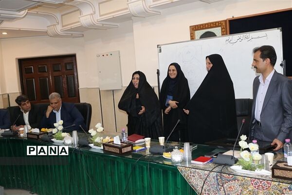 همایش مدیران دبیرستان‌های ناحیه یک یزد