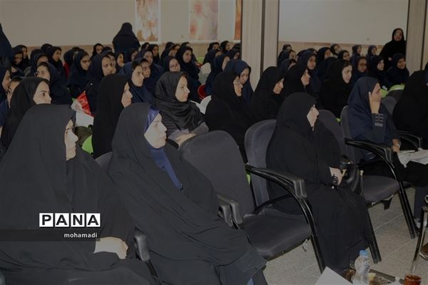 اختتامیه هفته مبارزه با اعتیاد و آسیب‌های اجتماعی درناحیه یک یزد