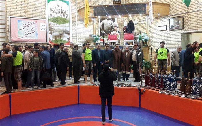 پنجمین همایش تقدیر فرهنگیان باستانی کار قم از معلمان پیشکسوت