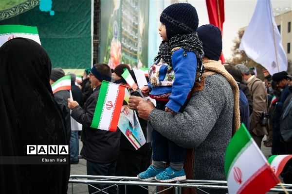 راهپیمایی مردم مشهد در محکومیت اقدامات اخیر آشوب طلبان