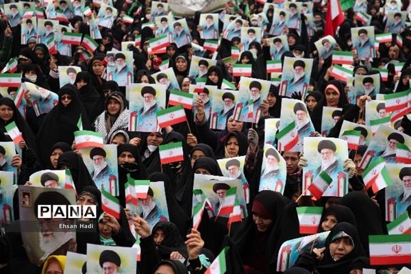 راهپیمایی مردم مشهد در محکومیت اقدامات اخیر آشوب طلبان