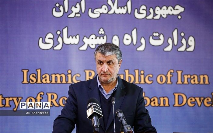 وزیر راه و شهرسازی: برای فرهنگیانی که در طرح مسکن ملی ثبت‌نام نکرده‌اند باید ظرفیت جدید ایجاد کنیم