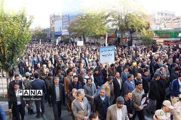 راهپیمایی مردمی اعلام انزجار مردم  ارومیه  از آشوبگران