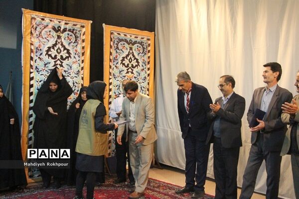 آئین افتتاح رسمی فعالیت‌های سازمان دانش‌آموزی درمدارس