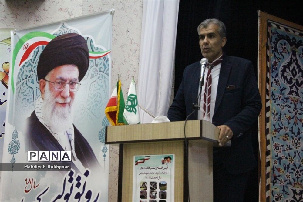 آئین افتتاح رسمی فعالیت‌های سازمان دانش‌آموزی درمدارس