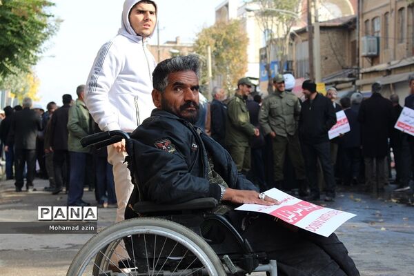 راهپیمایی مردم کرمانشاه علیه اغتشاشگران