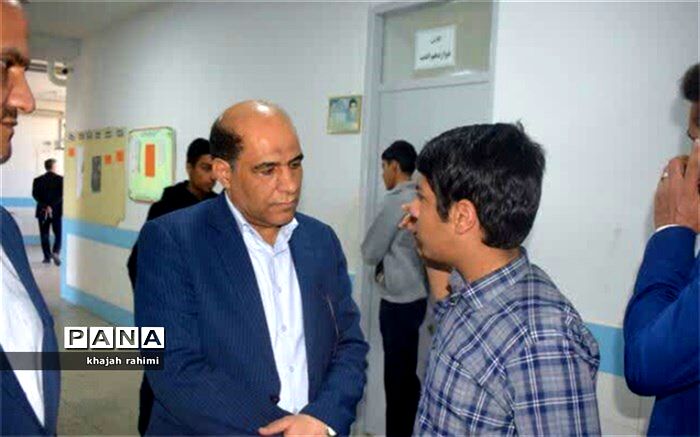 بازدید مدیرکل آموزش وپرورش استان یزد از مدارس بهاباد